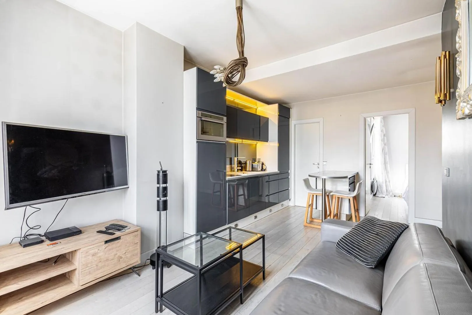 Guestready - Chic Nest Near Arc De Triomphe 아파트 파리